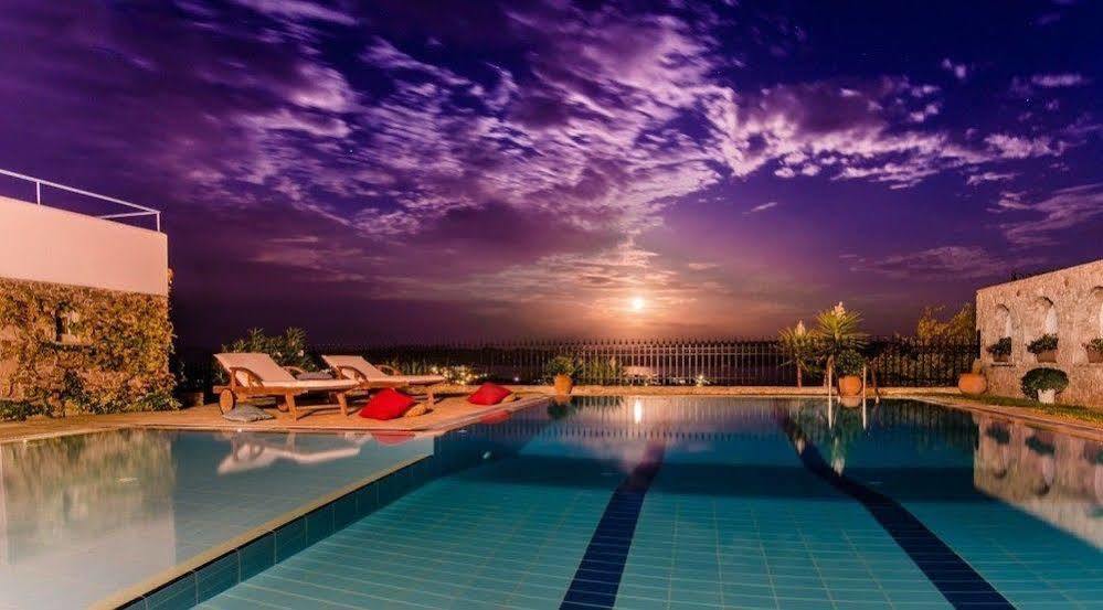Sounio Villa Пирея Екстериор снимка